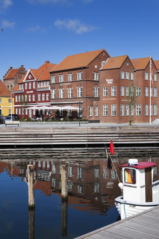 Tornoes Hotel Kerteminde Exterior photo