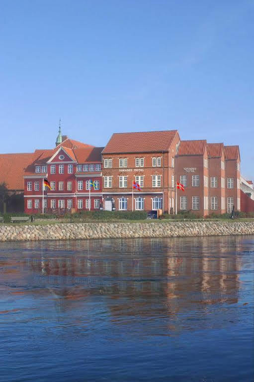 Tornoes Hotel Kerteminde Exterior photo